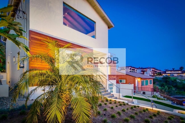 Foto del edificio - 2641 Curlew St