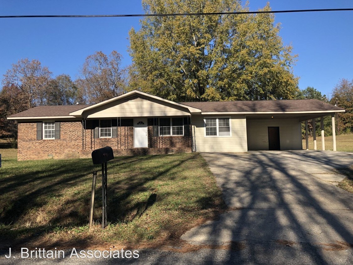 3 br, 2 bath House 1474 Silver Run Road House Rental in Munford, AL