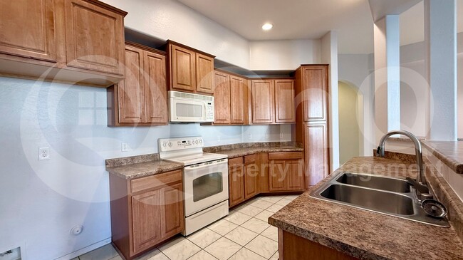 Building Photo - 14575 W Mountain View Blvd