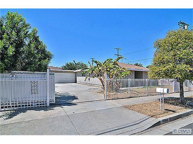 Front yard - 10969 Sharp Ave