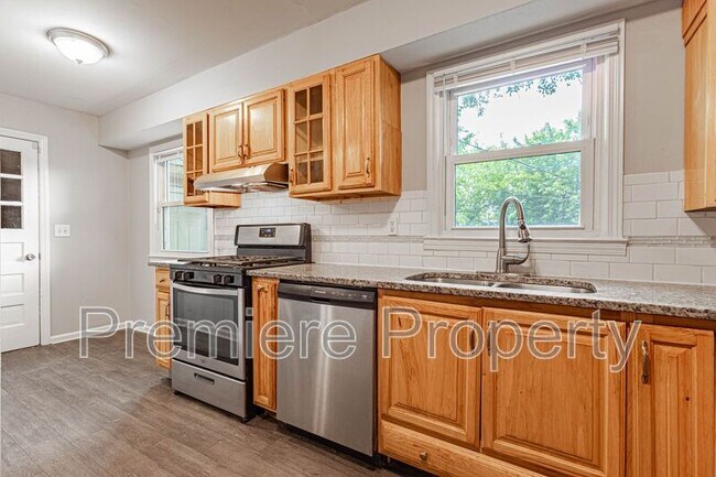 Foto del edificio - 10512 E 60th Terrace