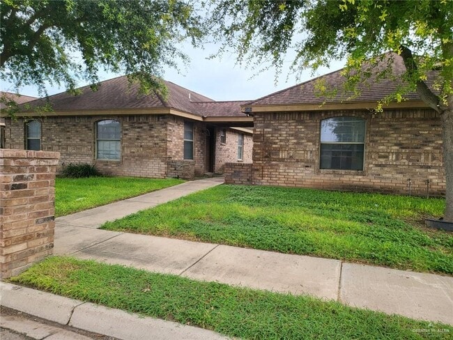 Building Photo - 1507 E Coyote St