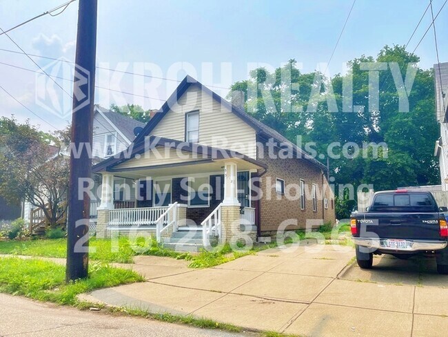 Building Photo - 3312 W 58th St
