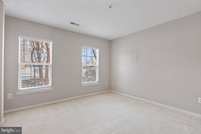 Building Photo - 9702 Washingtonian Blvd