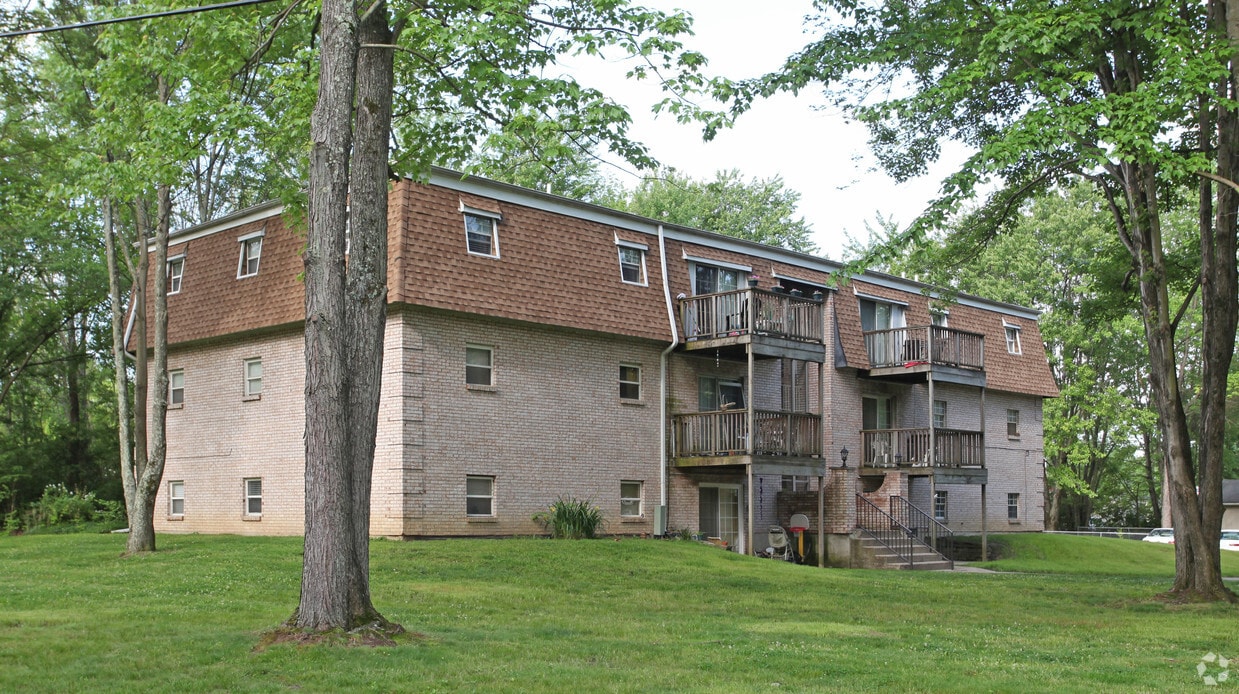 The Village At Wilma Court Apartments Apartments 39353939 Wilma Ct