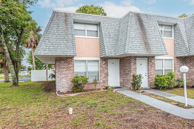 Photo - 1610 S Palmetto Ave Townhome