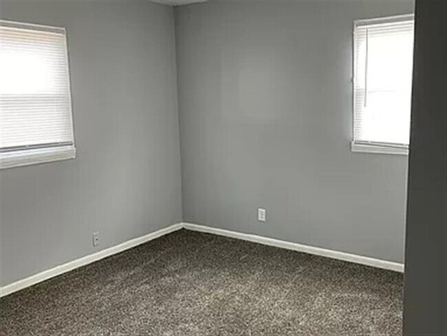Foto del edificio - 5300 N 48th St