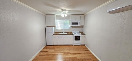 Building Photo - 1430 V St
