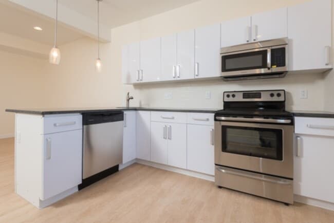 Photo - 1315-17 N 16th St Apartment