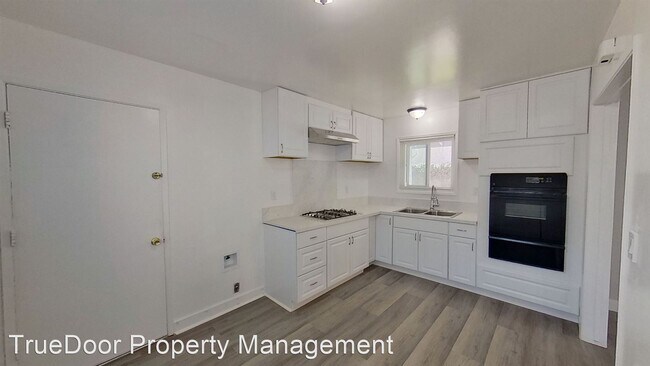 Building Photo - 4 br, 2 bath House - 6141 Trinette Ave