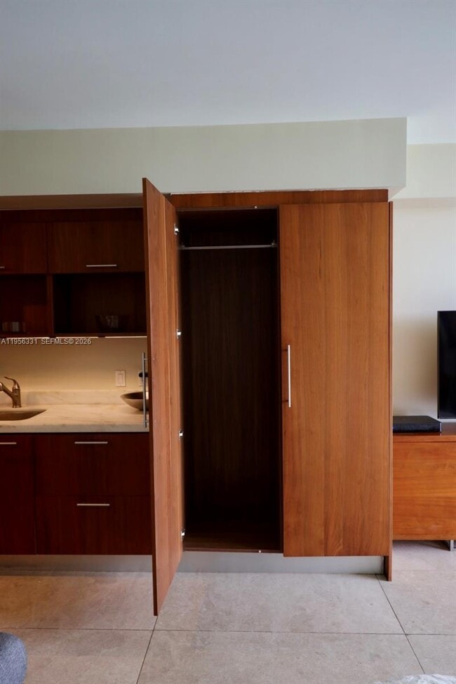 Foto del edificio - 50 Biscayne Blvd