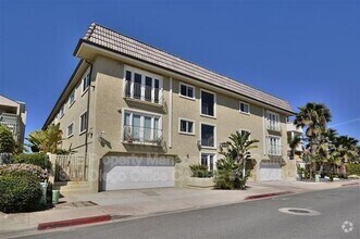 Building Photo - 1220 Seacoast Dr