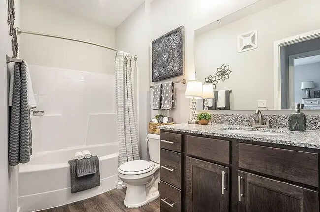 Building Photo - 368 Beacon Light Cir