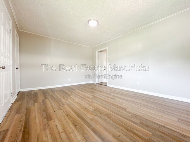 Foto del edificio - 4706 Midland Pike
