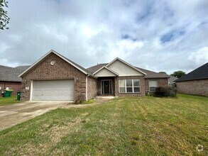 Building Photo - 1221 Coventry Ln