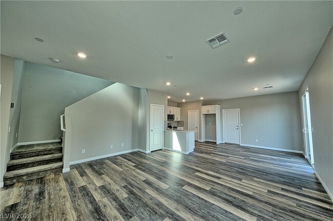 Building Photo - 2512 Valdanos Pl