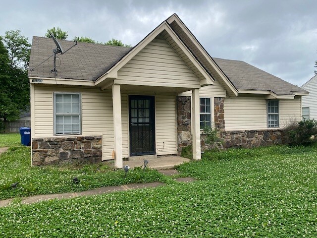 Primary Photo - 6550 Riverdale Rd