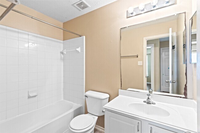 Foto del edificio - 3323 Atherton Canyon Ln