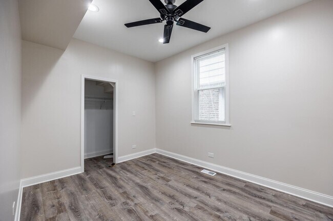 Foto del edificio - 2821 N Campbell Ave