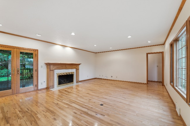 Photo - 8740 SW Birchwood Rd House