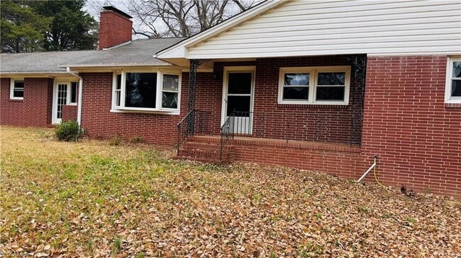 Photo - 4905 Murray Rd House