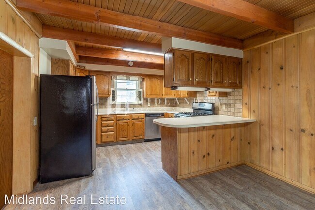 Building Photo - 3 br, 2 bath House - 8300 Park Dr.