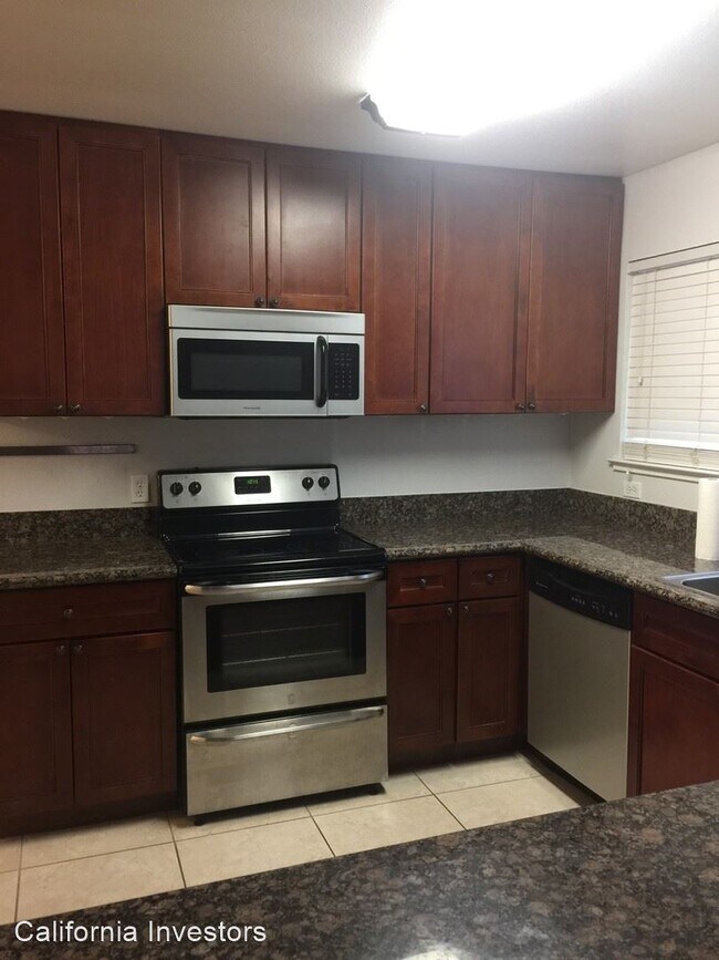 Building Photo - 3 br, 2 bath House - 7688 San Simeon Drive