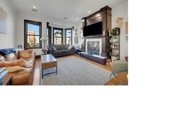 Building Photo - 145 Webster Ave