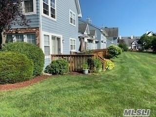 Building Photo - 18 Maple Wing Dr