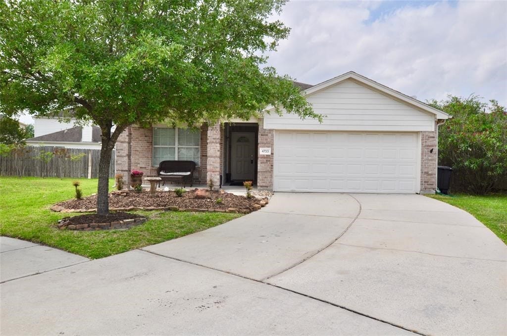 Foto principal - 4733 Foster Hill Ct