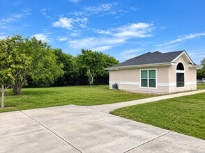 Building Photo - 14630 Santa Gertrudis St