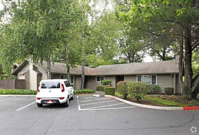 Primary Photo - Springwood Village