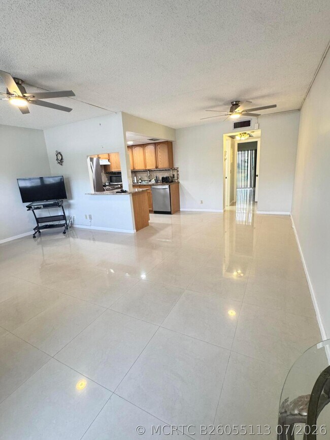 Foto del edificio - 1036 Harwood D
