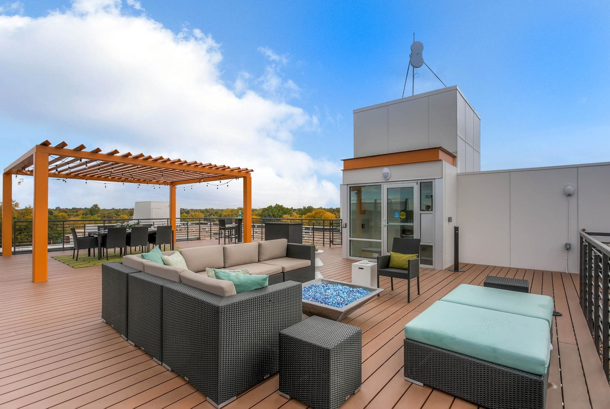 Rooftop Terrace - Avenue 8 at Mayfair