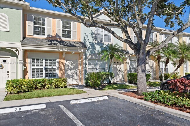 Foto del edificio - 16675 Hemingway Dr