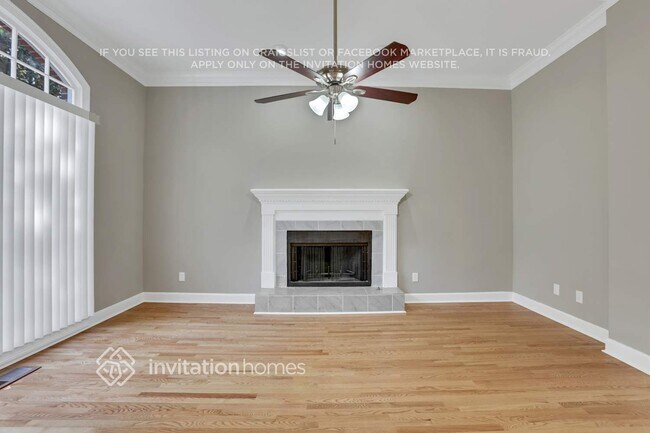 Building Photo - 560 Laurel Wood Ct