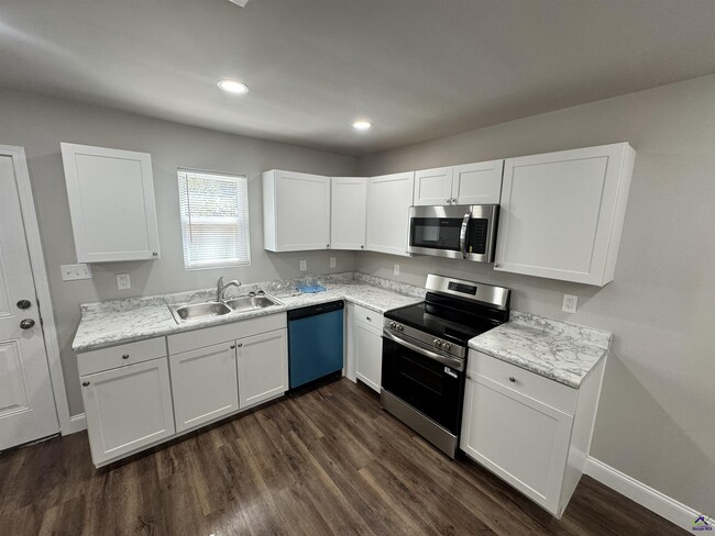 Foto del edificio - 301 Doyle St