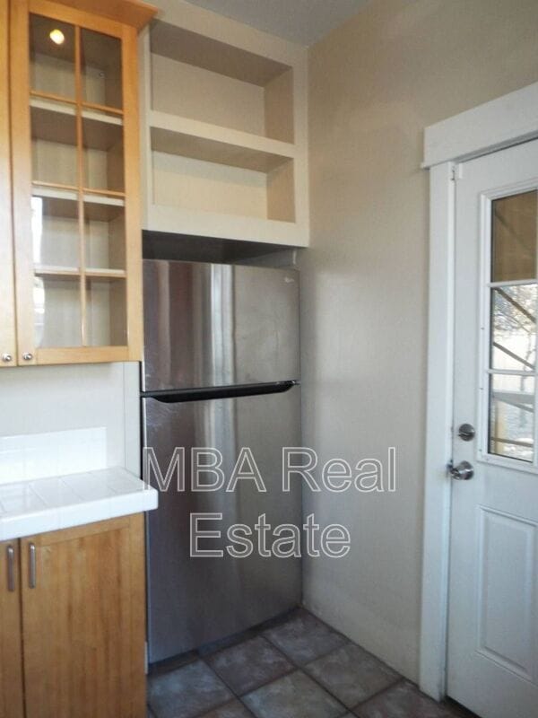 Photo - 828 N 6th Ave House