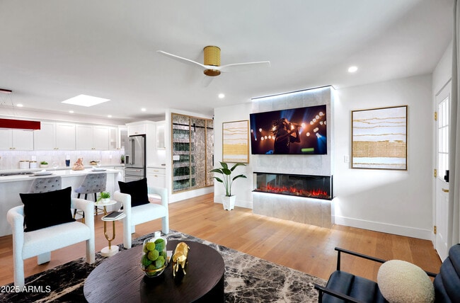 Foto del edificio - 7320 E Latham St