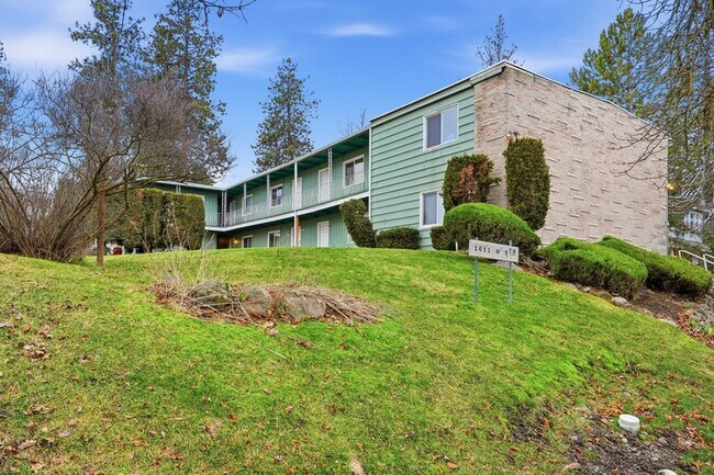 Foto del edificio - 1611 W 8th Ave