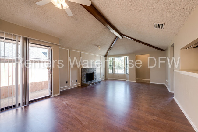 Building Photo - 11821 Garden Terrace Dr
