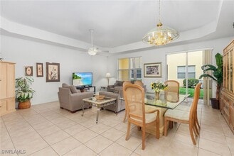 Building Photo - 9814 Quinta Artesa Way