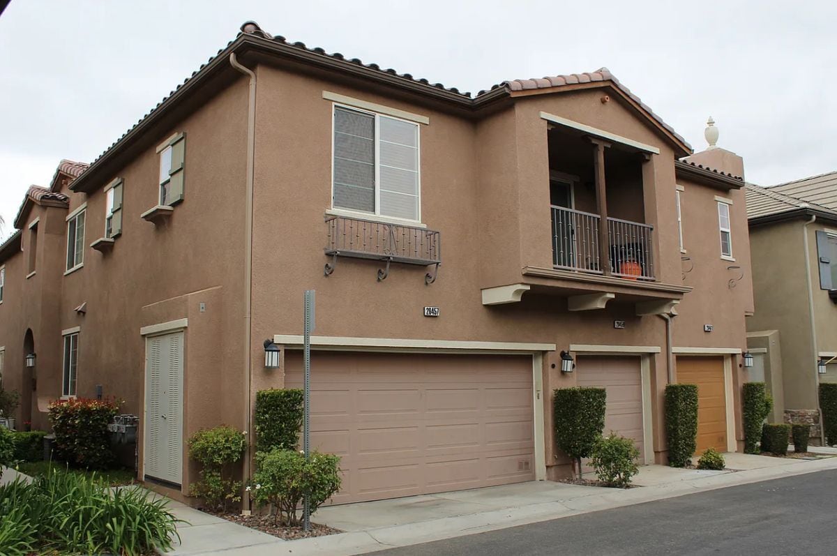 Primary Photo - 28457 Mirabelle Ln