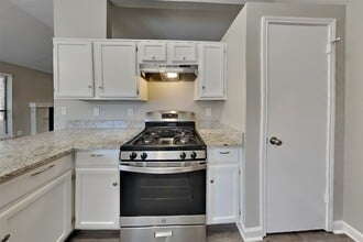 Building Photo - 8155 Big Oak Trail Dr