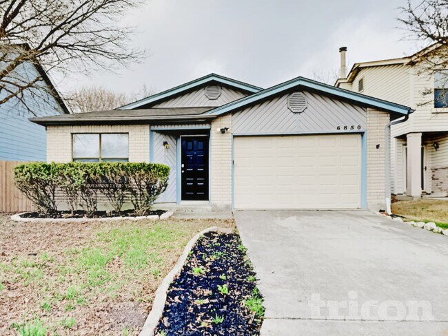 Building Photo - 6850 Misty Field Dr