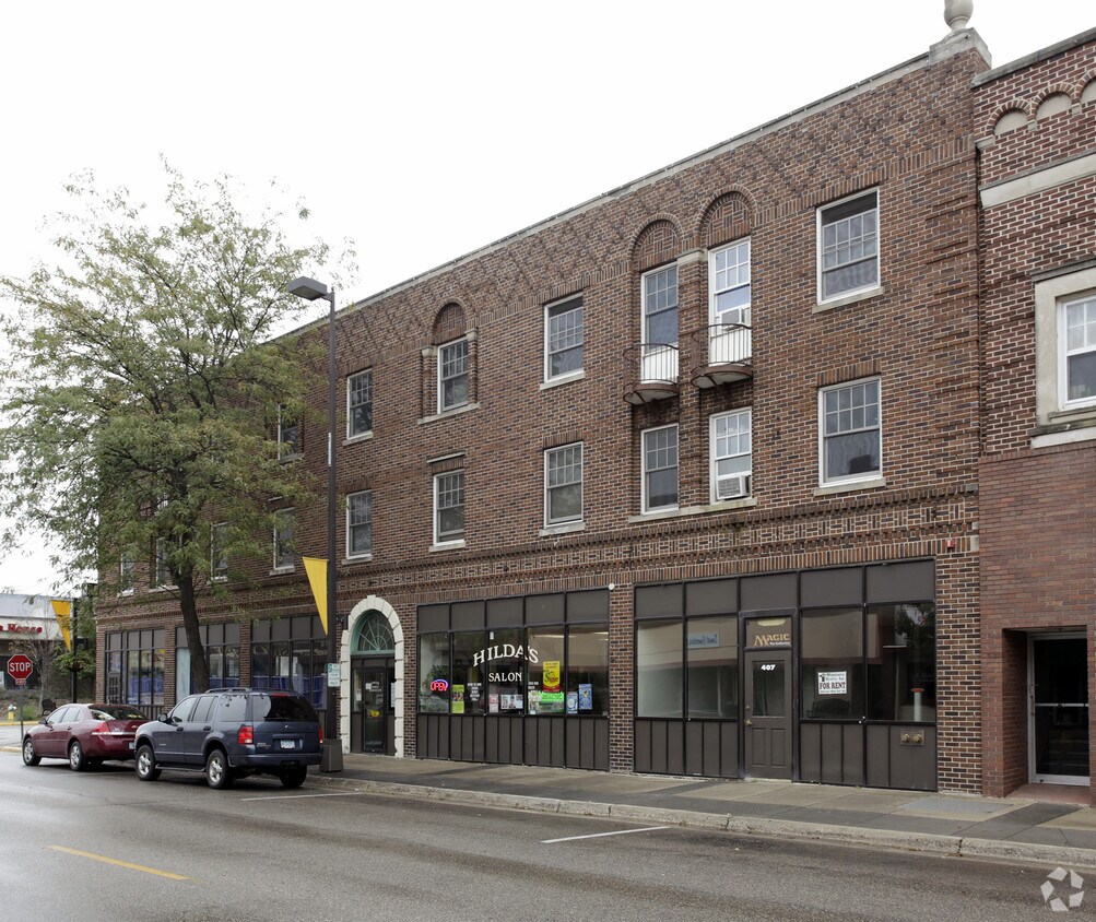 Building Photo - 302 SW 4th St