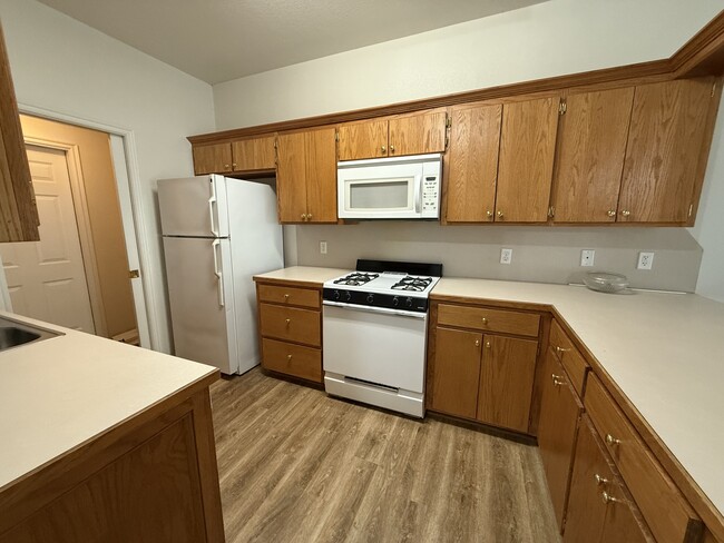 Foto del edificio - 701 S Stoneybrook St