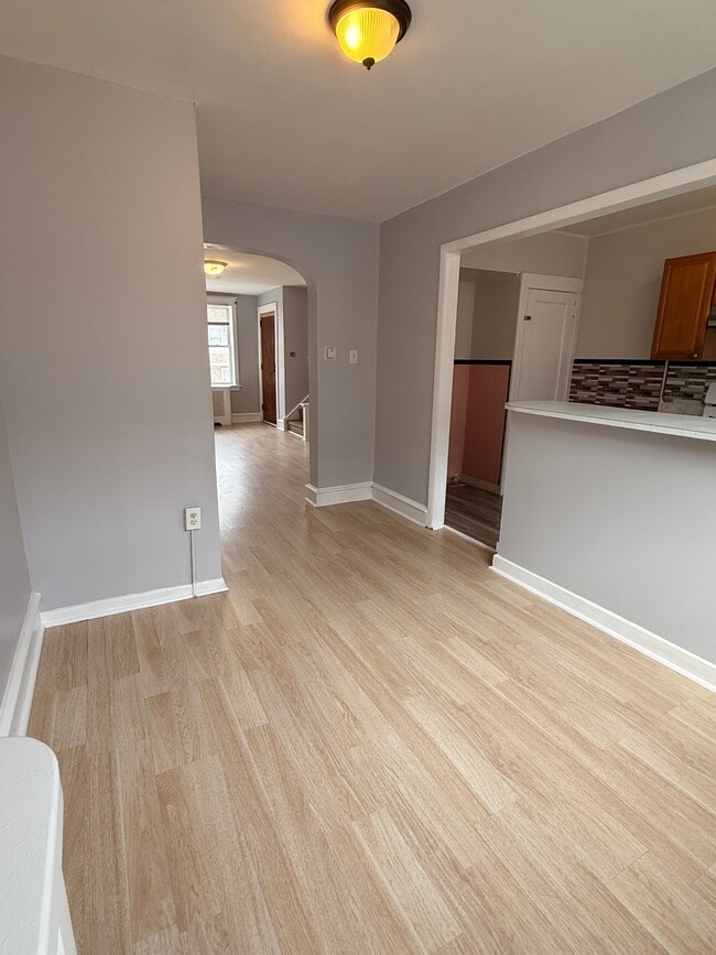 Building Photo - 1431 Lardner St