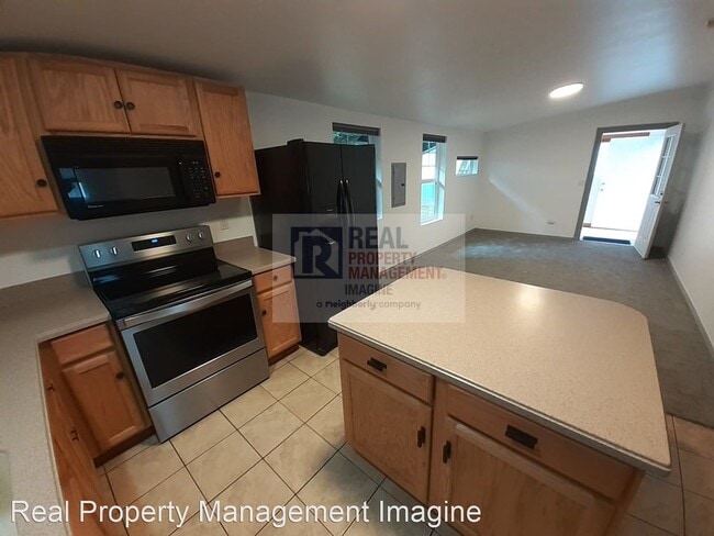 Building Photo - 1 br, 1 bath House - 2026 Puget Street NE