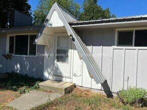 Building Photo - 930-934 Emma Ave
